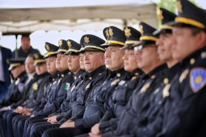 Imagen de Esta es una muestra de lo agradecidos que estamos con ustedes por su servicio y sacrifico por mantener la paz: Felifer Macías 9