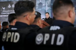 Imagen de Asiste Felifer Macías a la toma de protesta, entrega de obras y equipamiento para el fortalecimiento de la Policía de Investigación del Delito 42