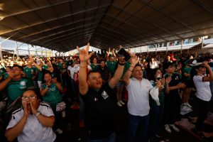 Imagen de Disfruta Felifer Macías del MéxicQ Zona Fest junto a 18 mil personas 3
