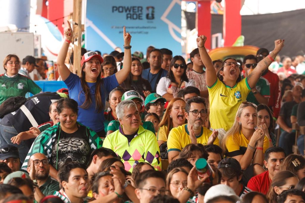 Imagen de El MéxicQ Zona Fest mantiene el ambiente mundialista y supera los 100 mil asistentes 12