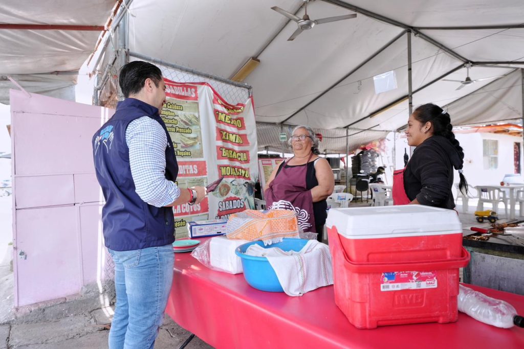 Imagen de Arranca Felifer Macías la socialización del impacto por las obras del tren México-Querétaro 6